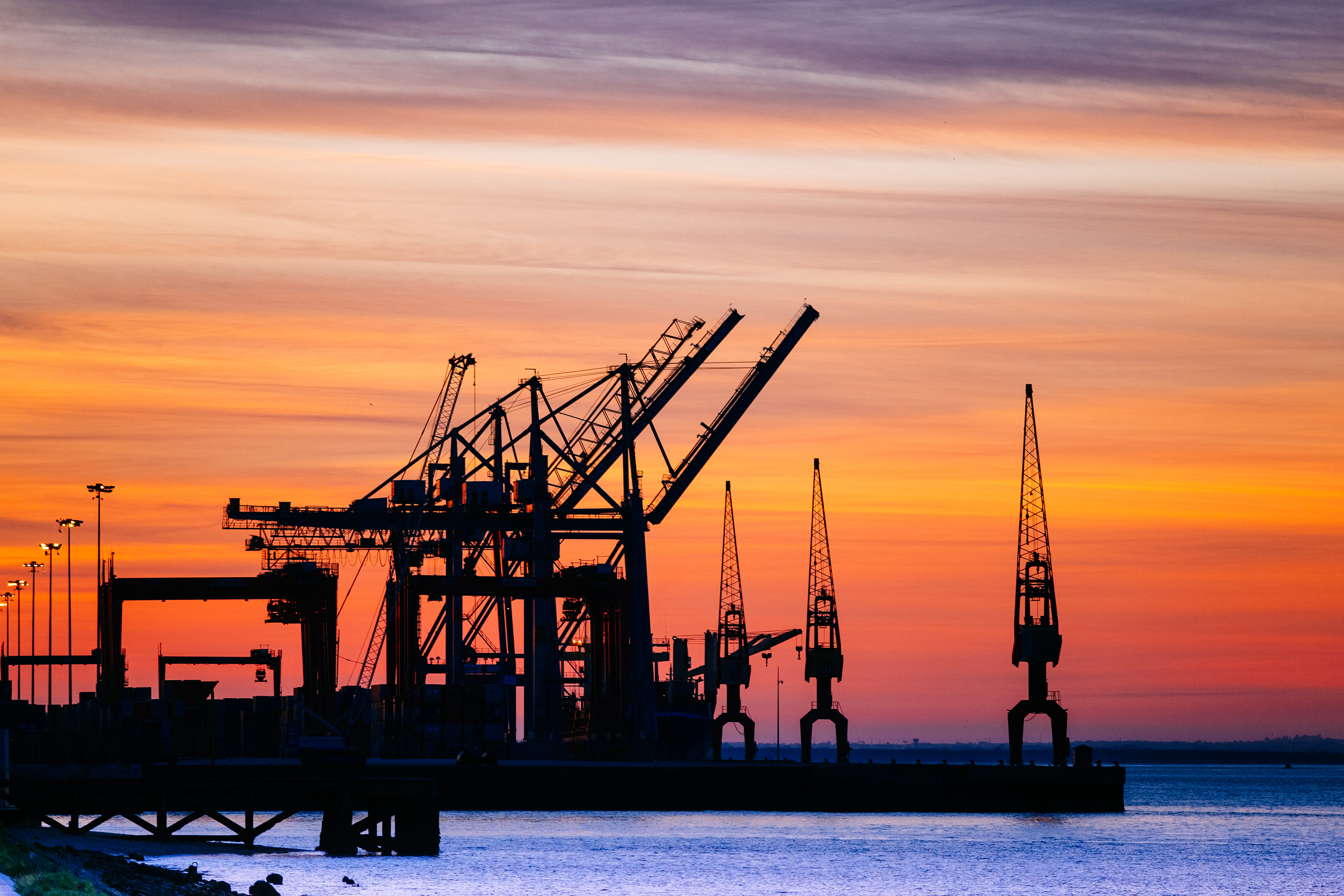 Supervision of petroleum vessels in Africa
